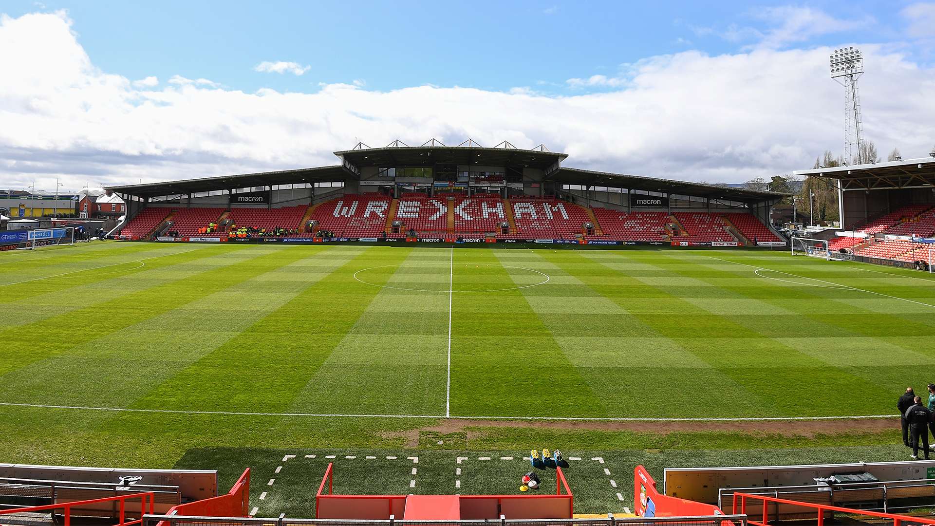 了媒體的廣 了媒體的廣